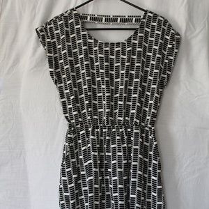 Black and White Printed Dress